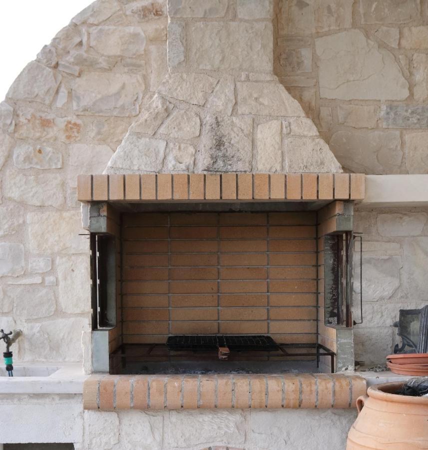 Villa Athina - Irene Country House Ierápetra Buitenkant foto
