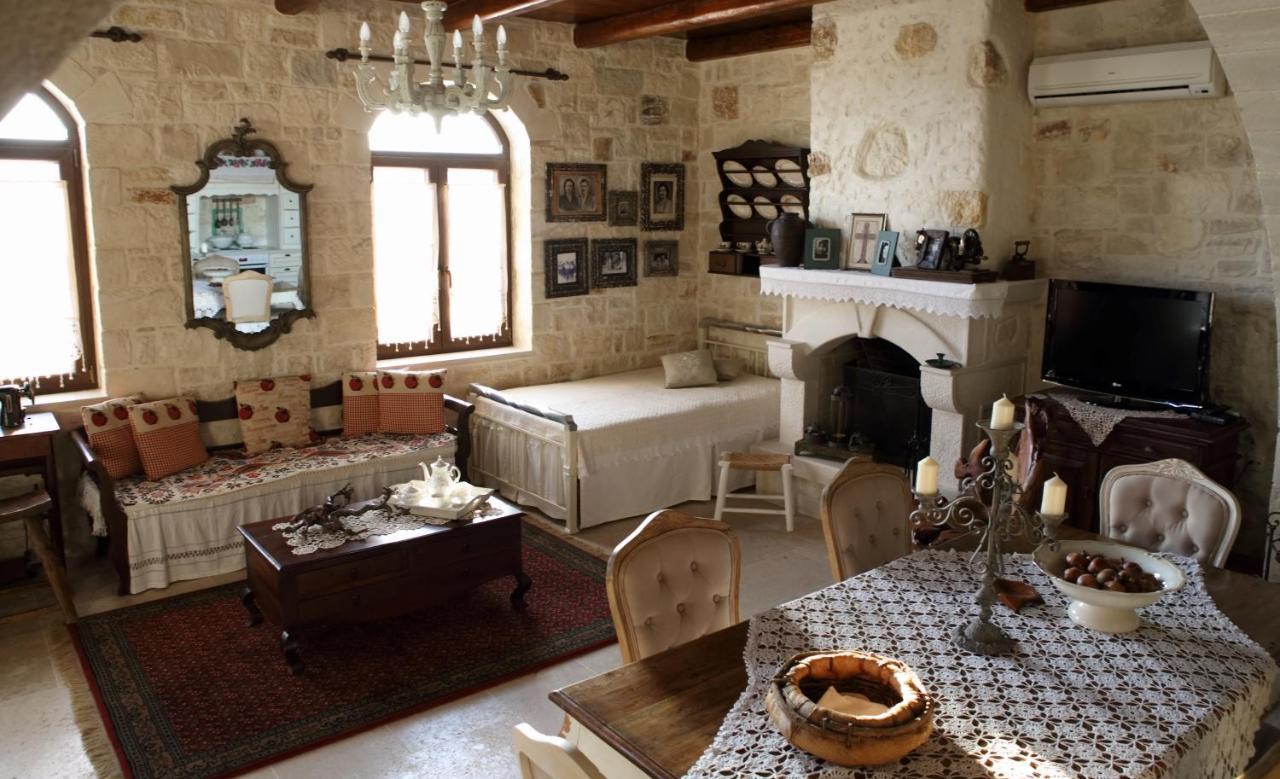 Villa Athina - Irene Country House Ierápetra Buitenkant foto