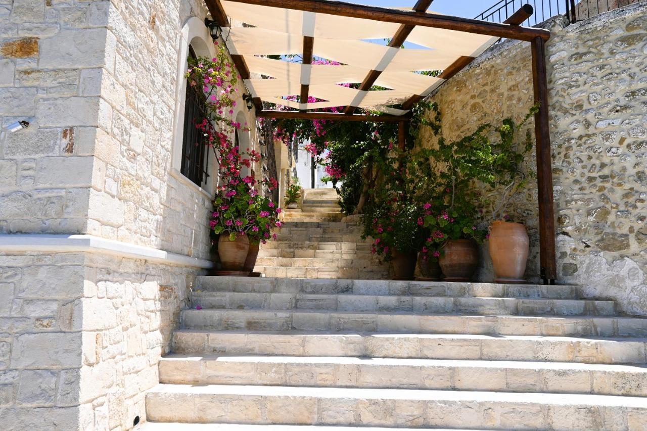 Villa Athina - Irene Country House Ierápetra Buitenkant foto